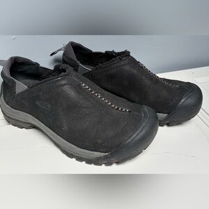 KEEN Kaci women’s black winter slip on shoes